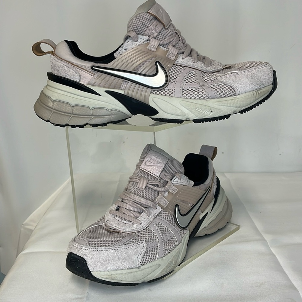 NIKE V2K RUN WOMENS SNEAKERS FTL-01-007